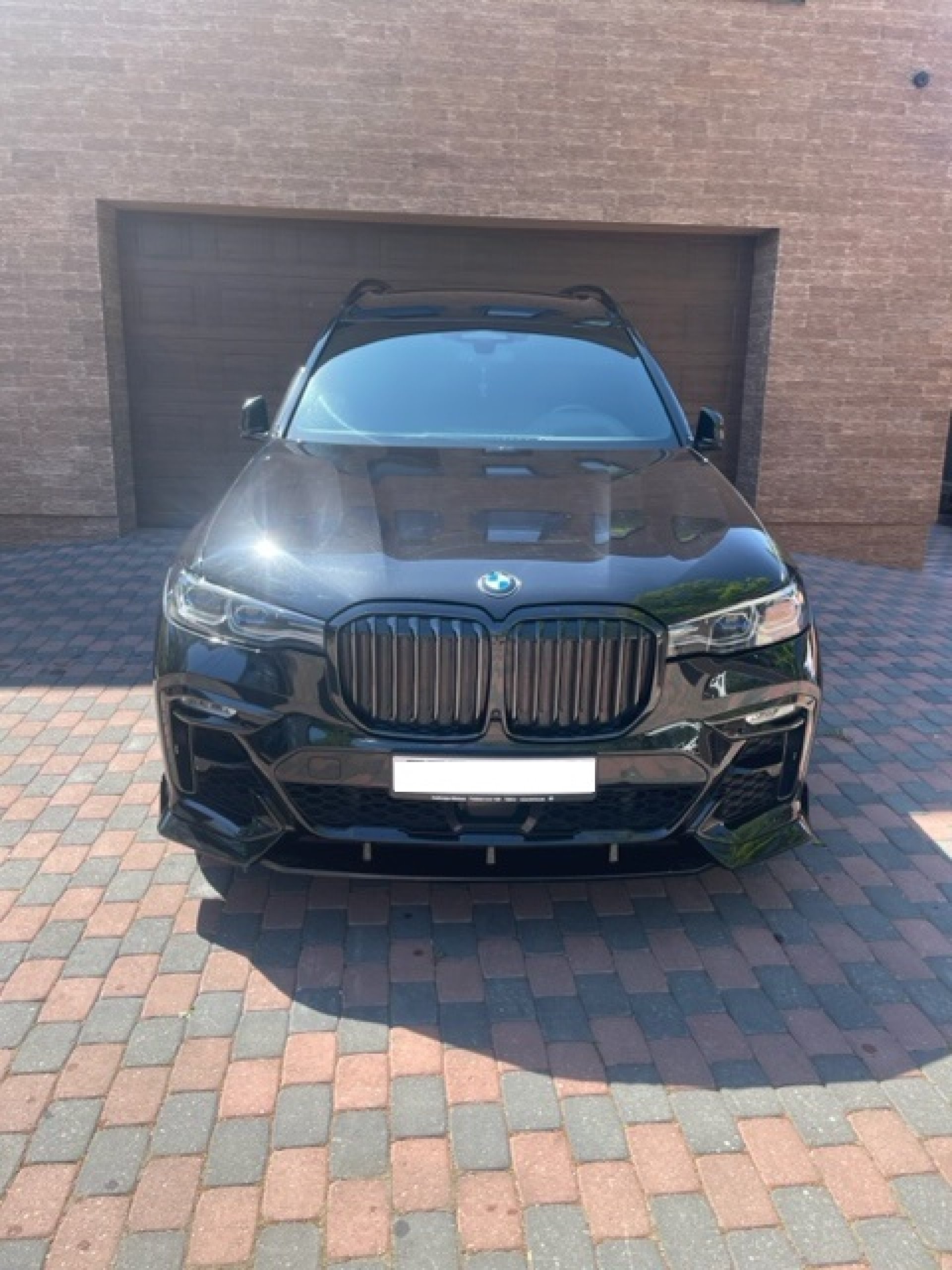 BMW X7 30d 195kW - Tulves